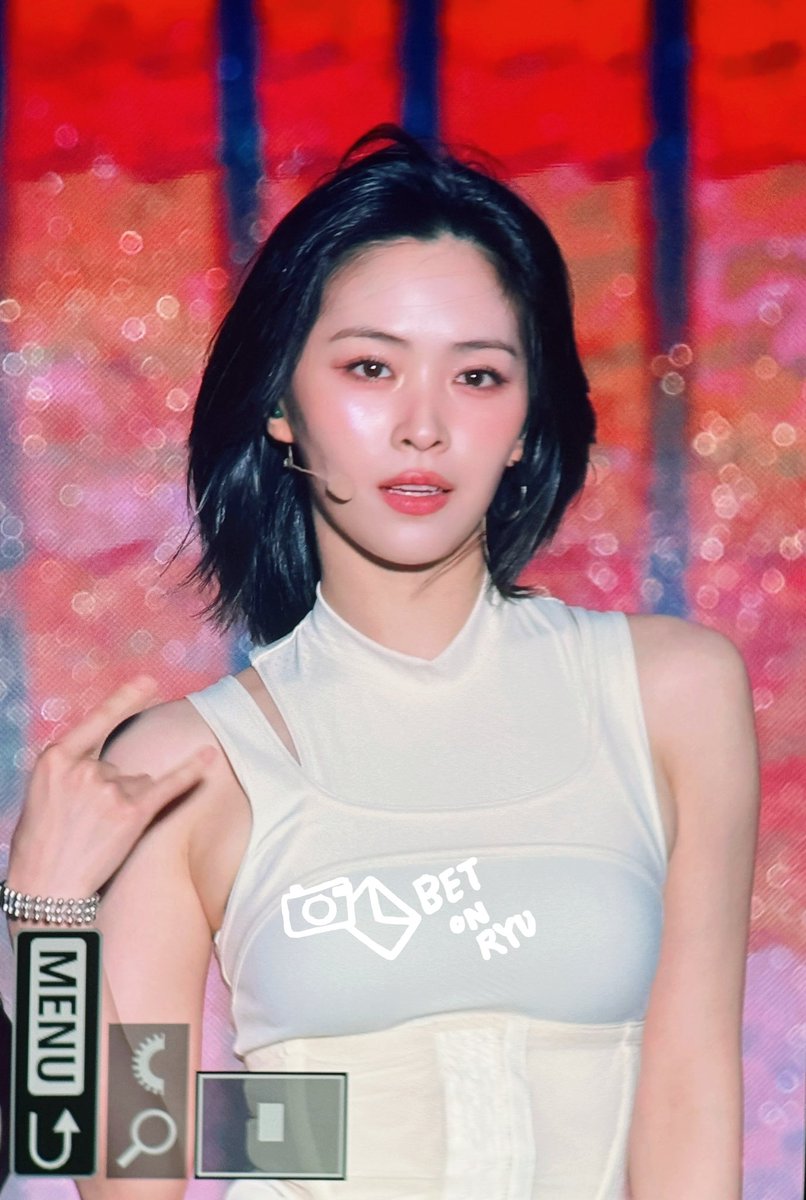 betonryu_srj's tweet photo. 260927 KRAZY Music Festival

#있지 #ITZY #류진 #RYUJIN 
@ITZYofficial https://t.co/00DRc8Bjy5
