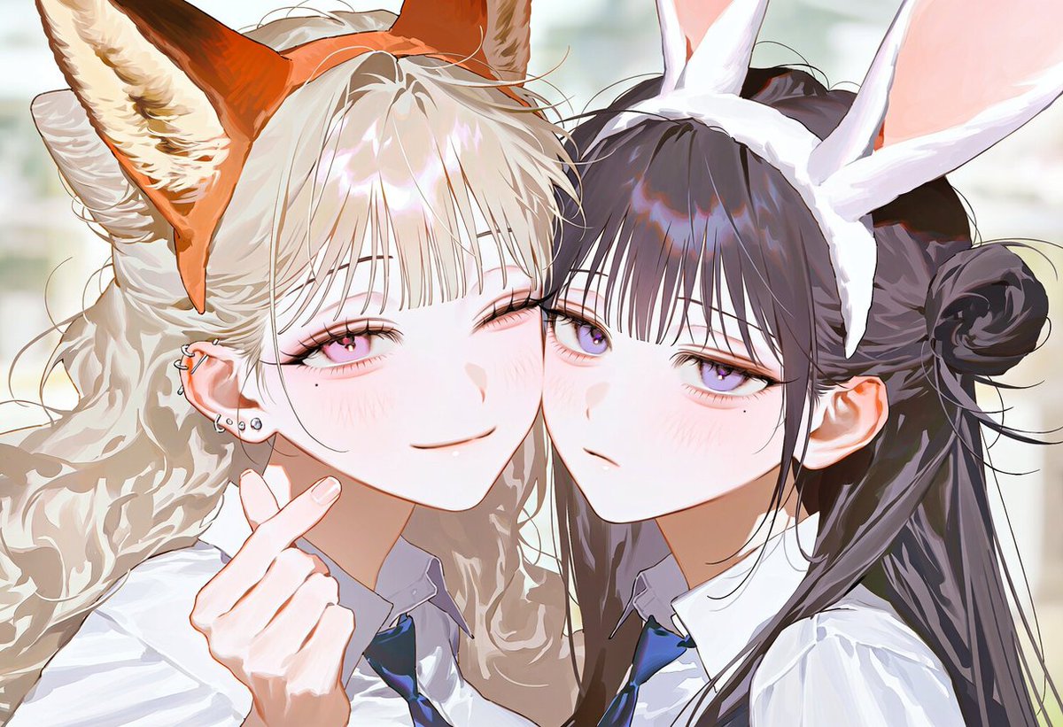 raccoonlakun's tweet photo. 주토피아 2인 커플 프롬 공유 ⋆⭒˚｡⋆

2 people, close-up portrait, faces close, one people winking with a small smile and forming a finger heart, the other girl looking softly at the viewer, one wearing Zootopia Nick Wilde fox ears headband, https://t.co/QYW1dxG0zd