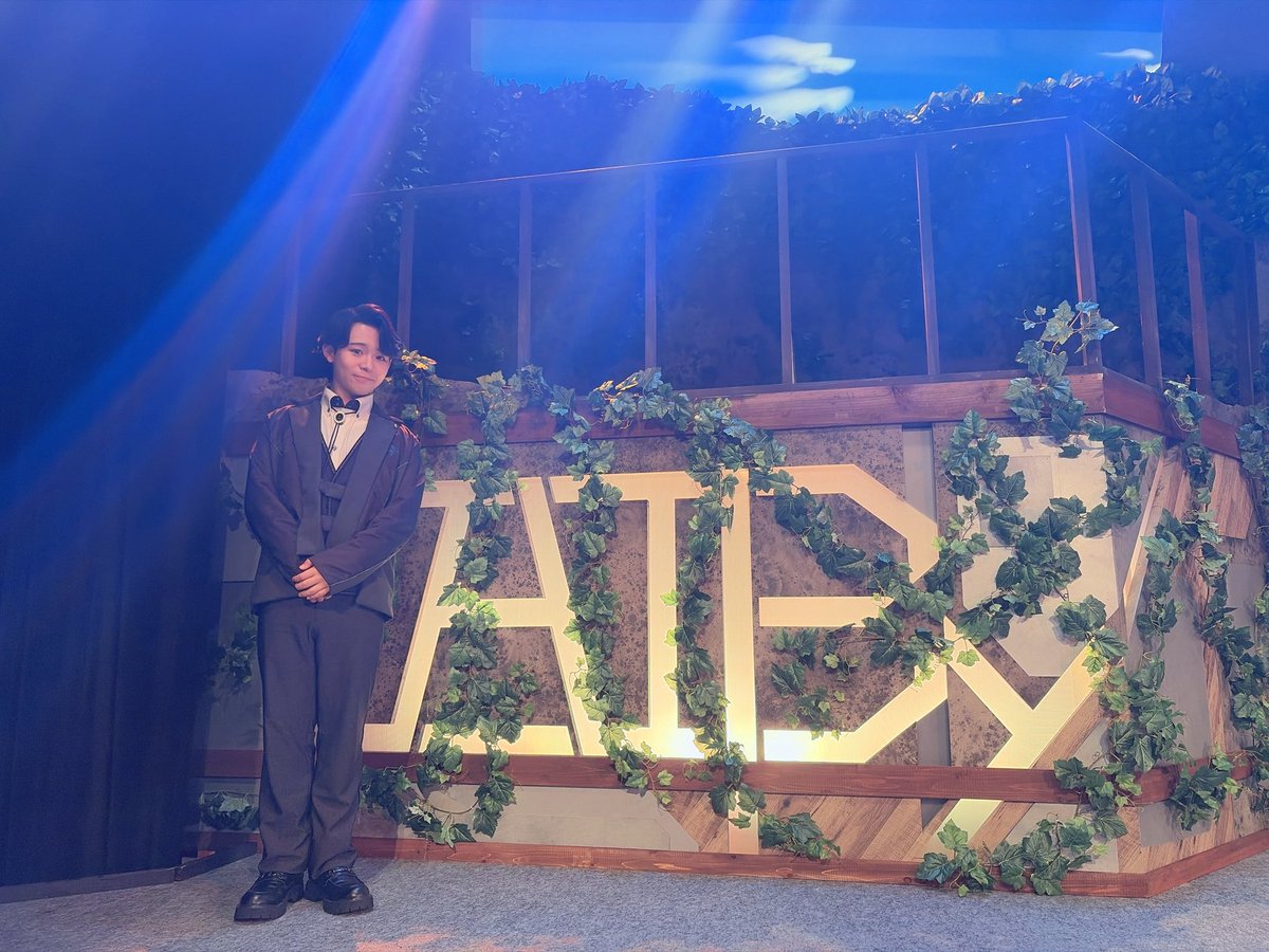 tokia0223's tweet photo. 舞台「AIBy」全8公演ありがとうございました！

ご来場頂いた皆様、ありがとうございました！
作品が持つ温かさや、そこに生きる人たちの想いが、少しでも皆様の心に残っていたら嬉しいです。

そして姉さんも僕の相方として生きてくれてありがとう！！ https://t.co/UuERBxt3Xr