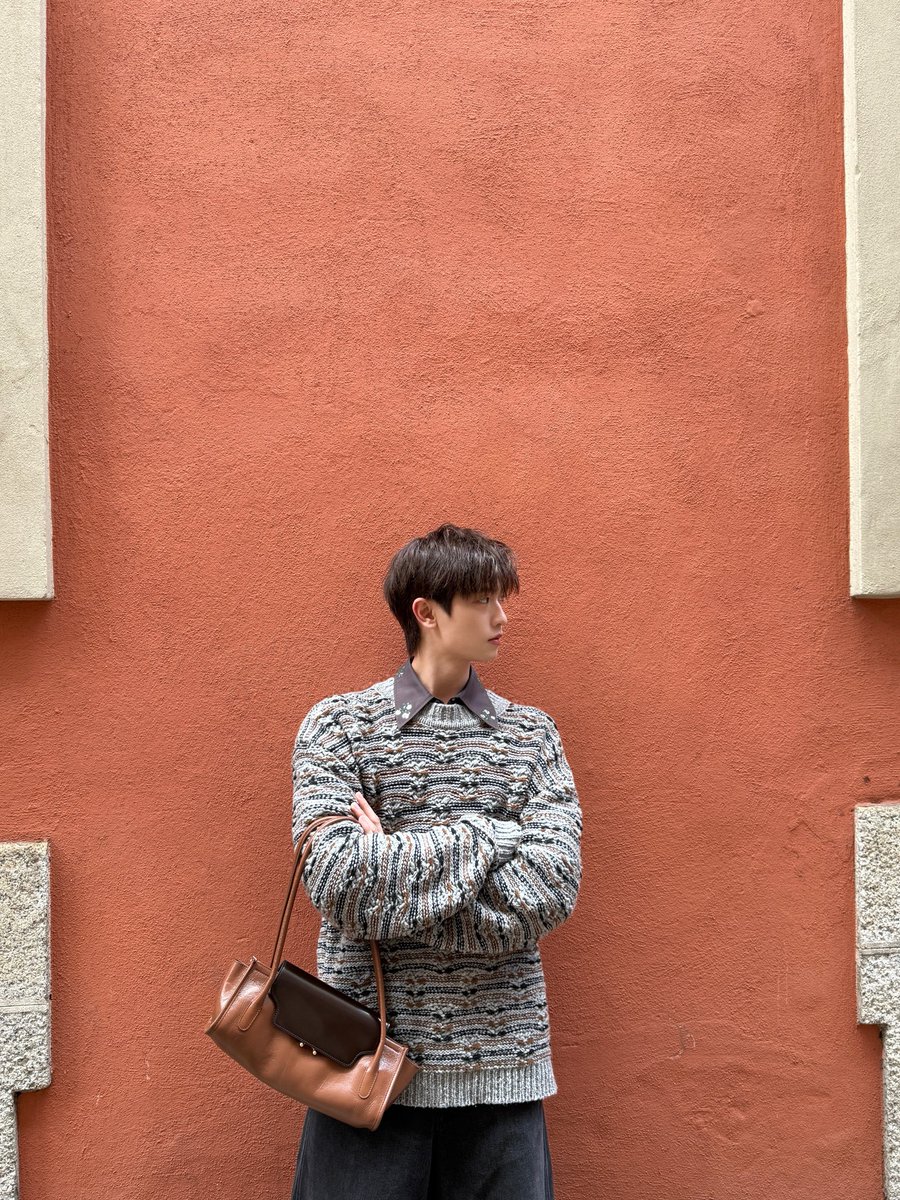 tthomastc's tweet photo. out n about

THOMAS KONG MFW SS27
#MARNIxTHOMASKONG
#Marni #MarniTH
#Marniss27
#tthomastc #kongjiro 
#thomaskong https://t.co/E2gOL1eBz8