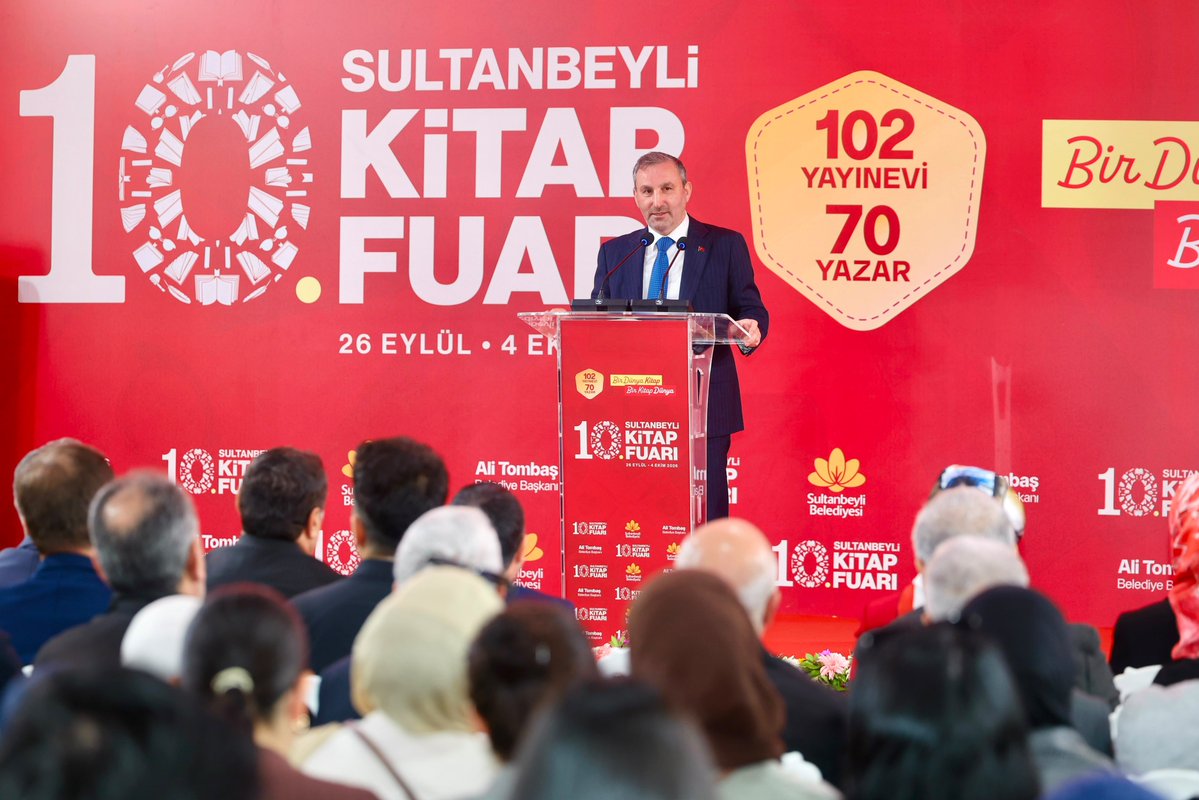 alitombastr's tweet photo. Adalet Bakanımız Sayın Akın Gürlek’i 10. Sultanbeyli Kitap Fuarımızda misafir ettik.

Kitabın, kültürün ve bilginin buluşma noktası olan fuarımızda Sayın Bakanımızı ağırlamaktan büyük memnuniyet duyduk. https://t.co/hnTDYpMmrA