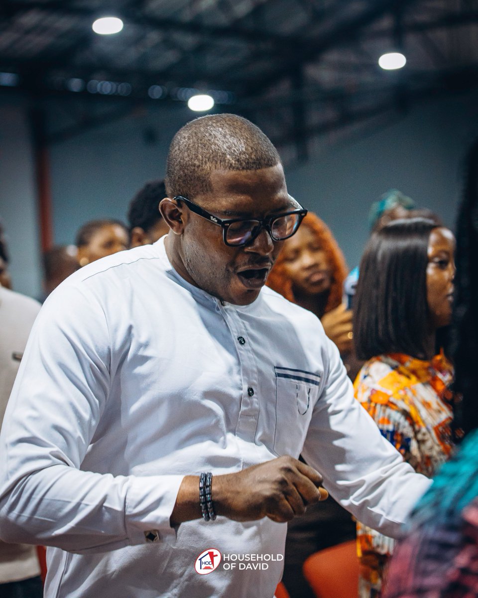 HODChurchNG's tweet photo. Hallelujah, Hallelujah!
Awa o k'orin ayo soke,
A k'orin ayo soke,
Baba, ese!
There’s no better way to start than with praise and thanksgiving. With His mighty right hand, God has shown us mercy. We have every reason to praise Him.
#HouseholdOfDavid #ShoutsOfJoy https://t.co/jH7x6b8aJv