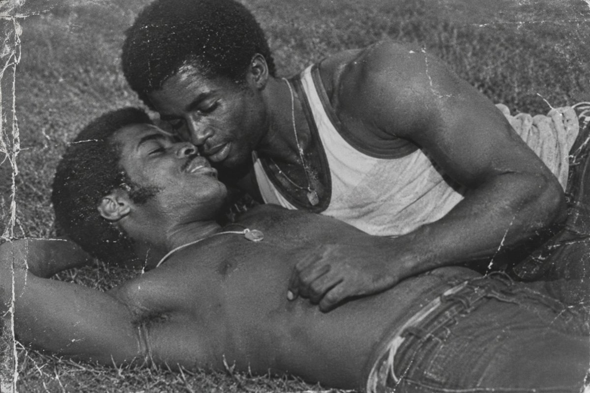 Zen_active's tweet photo. Andrew and Troy, 1976.

They had no dating apps. No pride flag everywhere. Just two young black men finding a quiet patch of grass where they could laugh, dream and love each other.

Historians hide this too, but we always knew we've existed. https://t.co/VjiIiVBJYr