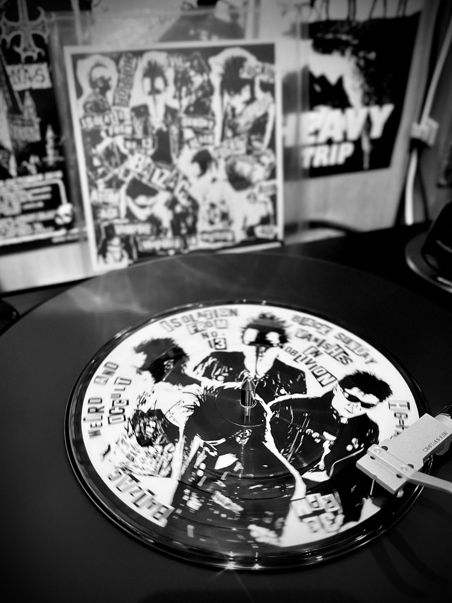 monoonom9's tweet photo. BALZACの新宿ロフトワンマン行きたかったなー
そんなワケでISOLATION FROM NO.13のオリジナル盤をば💀

#balzac
#balzacband
#punkrock
#horrorpunk https://t.co/WTjKm9f6vP