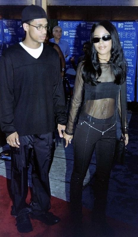 prettyconvo's tweet photo. when you and your sibling dripped out https://t.co/28hfqnH6I3
