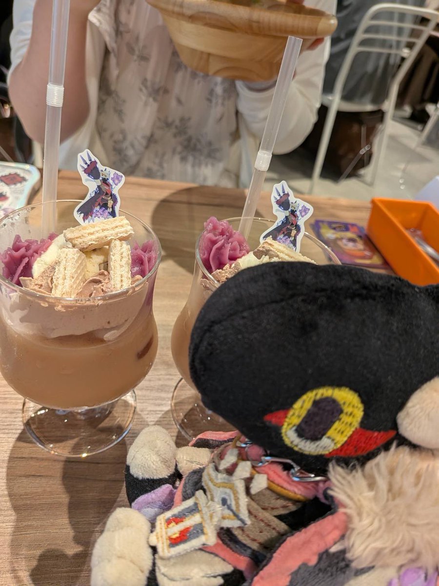 pure_yume8's tweet photo. 最近相互さんとコンパスカフェに行った報告
太古のドリンク、自分好みの味でめちゃおいしかったです🦴 https://t.co/XYd6fmsi8K