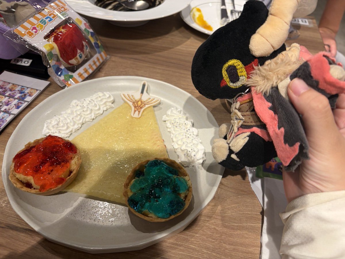 pure_yume8's tweet photo. 最近相互さんとコンパスカフェに行った報告
太古のドリンク、自分好みの味でめちゃおいしかったです🦴 https://t.co/XYd6fmsi8K