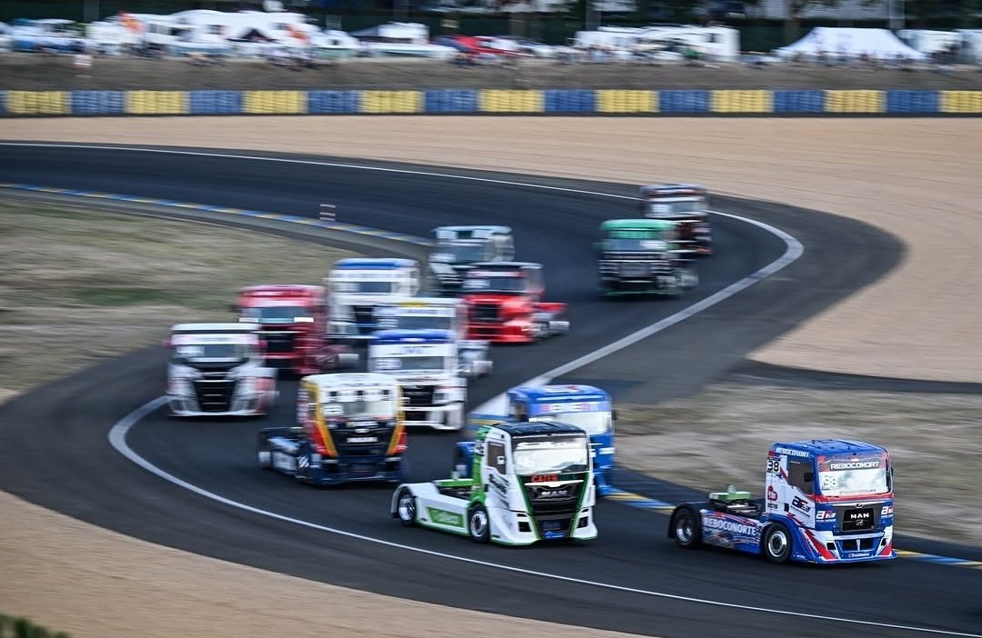 blog_senna's tweet photo. Primera victoria del año en el ETRC de José Eduardo Rodrigues, que fue el ganador de la segunda carrera de Le Mans.
@ALBACETE_Racing fue 2° en pista pero una sanción le hace acabar 5° en último término.
#ETRC https://t.co/Mbr4QMn7Wv