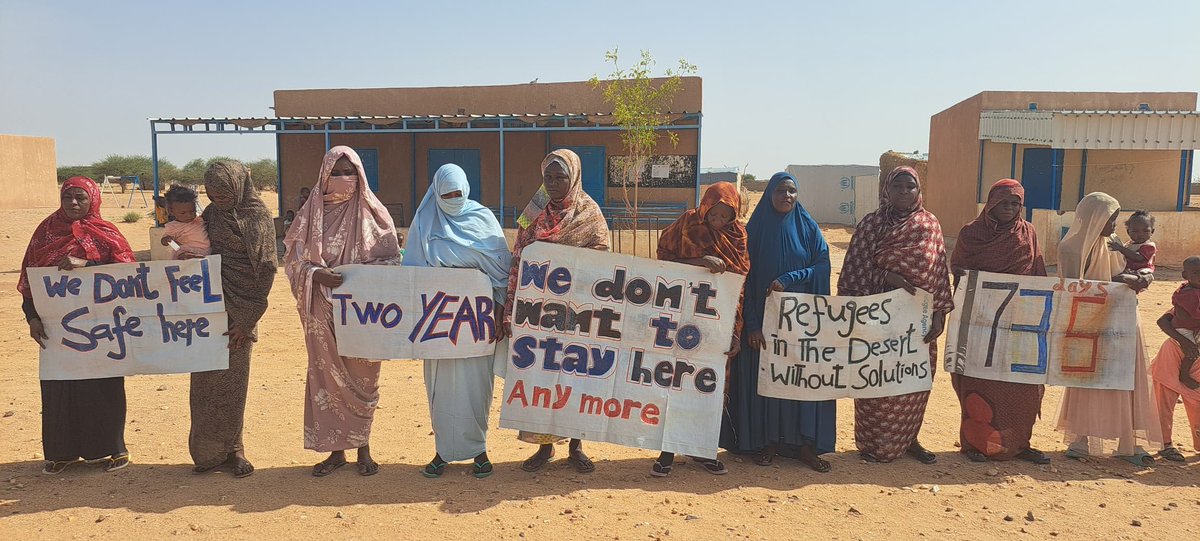 yousef_ism58349's tweet photo. #Refugee_protest in Agadez, Niger #Two_years we don't give up
We don't want to stay here at all
Two-year we are suffering here @BarhamSalih @medeabenjamin @MarkJCarney @TizianaFerrario @WRadioColombia https://t.co/vjBqQkj2IN