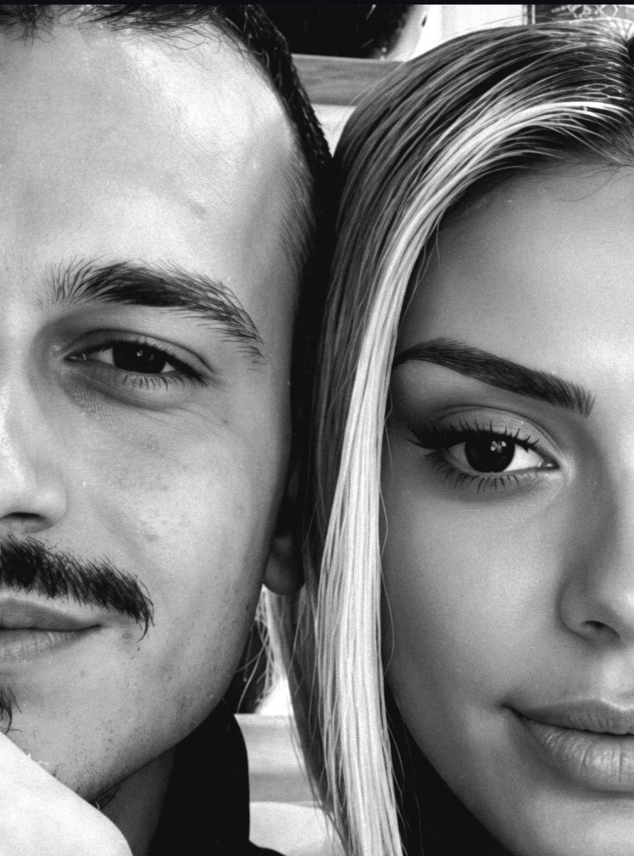 couple_aura7's tweet photo. ~In their eyes, love speaks~
#briteo https://t.co/Oq8iquI9uS