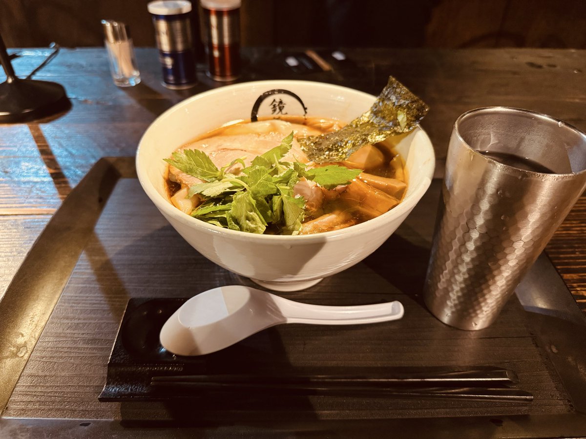 gfein0326's tweet photo. 久しぶりに立川いって、評価高そうだったから行ってみた鏡花ってところのラーメン美味しかった！ https://t.co/IV3HVZFI9f