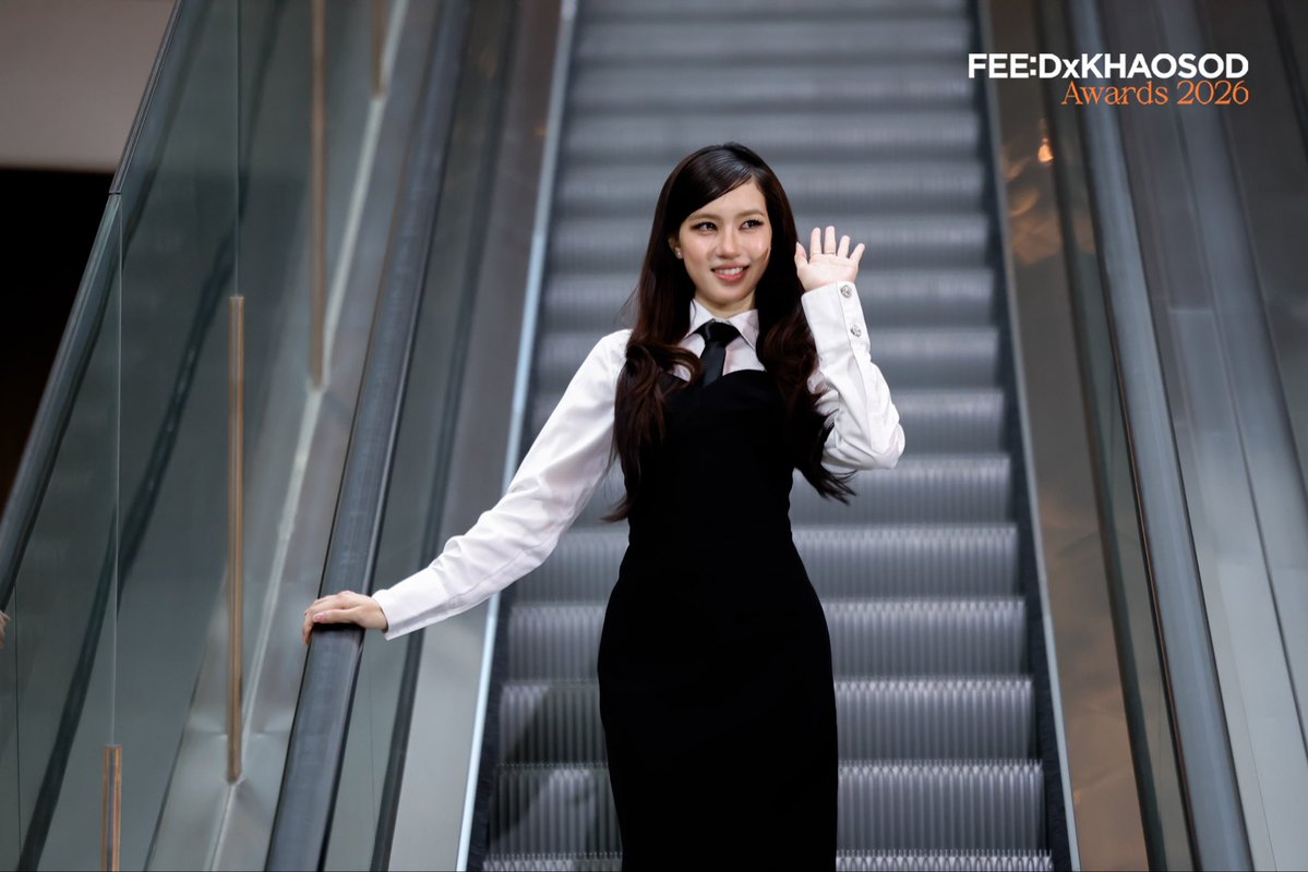 feed_4_future's tweet photo. “เมเบิ้ล-แป้งจี่” ร่วมเดิน Black Carpet ในงาน FEED X KHAOSOD AWARDS 2026
.
#FEEDxKHAOSODAwards2026 https://t.co/5TNfZkrdy2