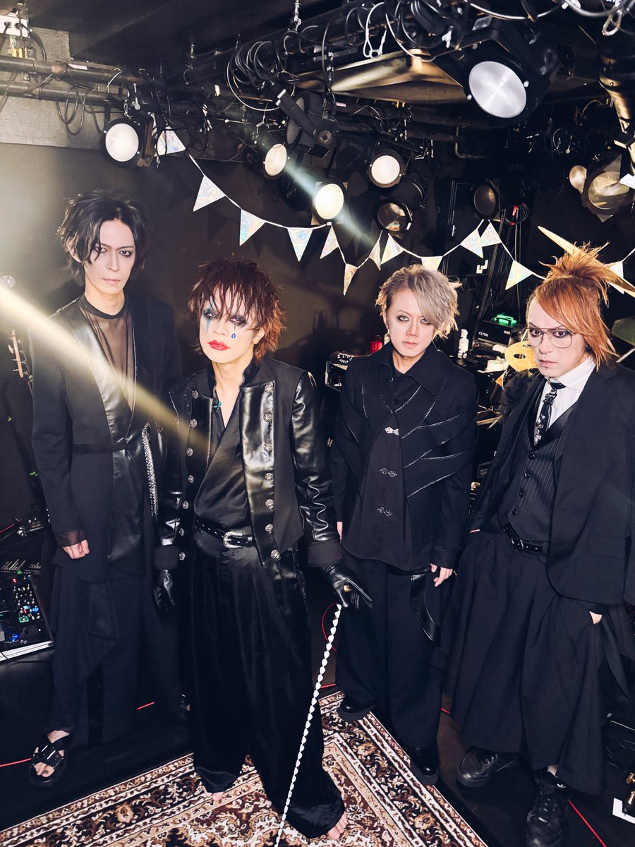 merry_official's tweet photo. メリー 25th Anniversary LIVE -Many Merry Days-
ONEMAN TOUR「Urbanstyle Circus」
9/27(日) 仙台ROCKATERIA
＿＿＿＿＿＿＿＿＿＿＿＿
ツアー11本目 ありがとうございました！
#UrbanstyleCircus をつけて、ぜひLIVEの感想をシェアしてください！

【本日のプレイリスト】
 #Spotify 

https://t.co/ulsEoVZENq
＿＿＿＿＿＿＿＿＿＿＿＿
👉Next Circus
ONEMAN TOUR「Urbanstyle Circus」
10/3(土) 福岡INSA
16:30/17:00｜前売￥7,000

前売チケット
10/2(金)18:00まで
https://t.co/MbybVeY4W3

#メリー25周年 #UrbanstyleCircus #仙台