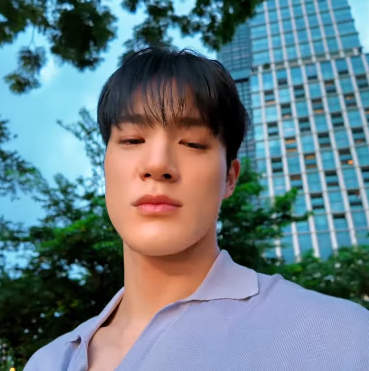 orymissako's tweet photo. หน้าดูขี้งอนมาก55545 https://t.co/Y1ScHzI2pf