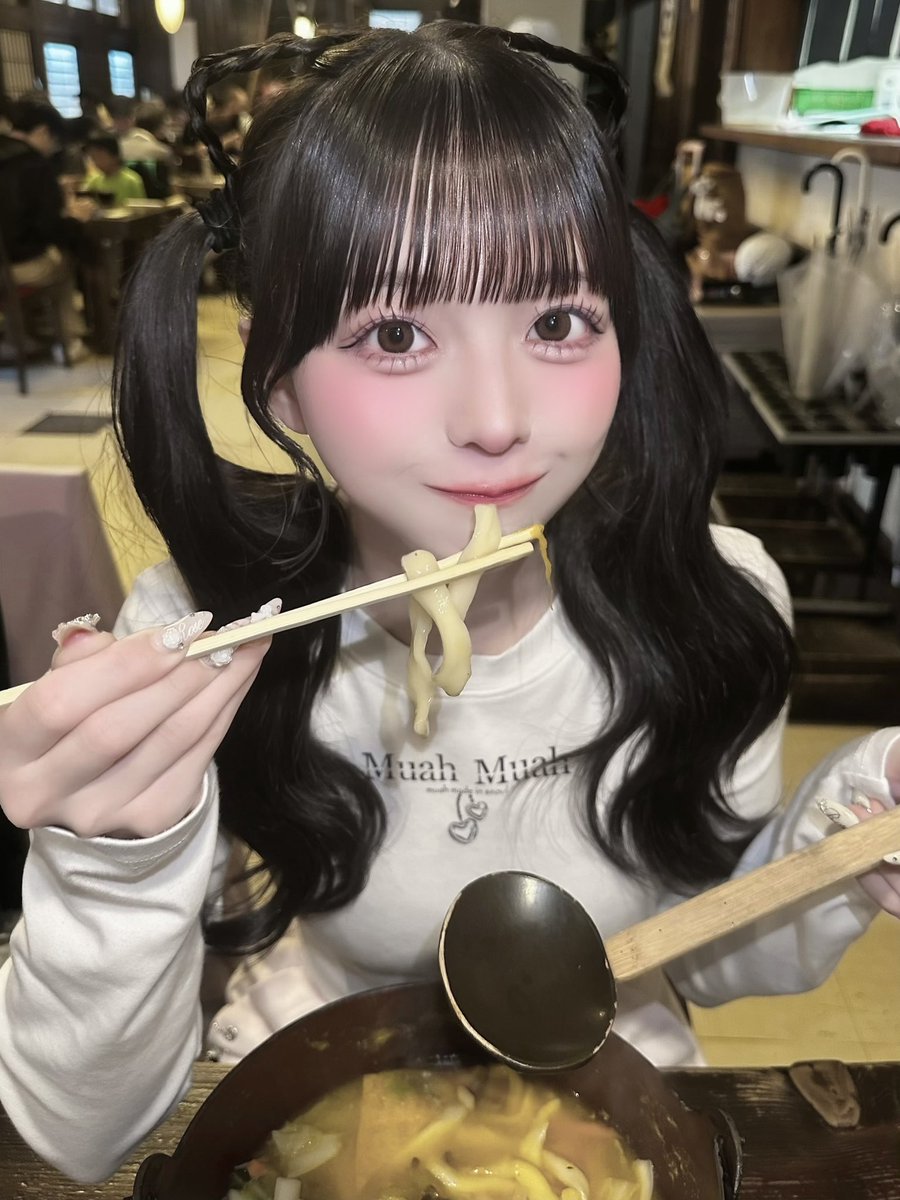 one__miri's tweet photo. もぐもぐたいむ🤍🥢♡ https://t.co/9dq6K1hH6W