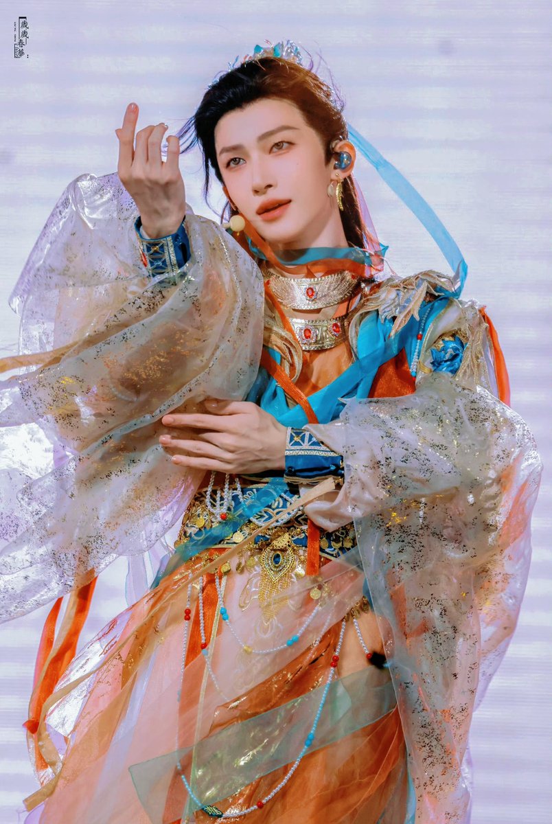 ngocliinh6's tweet photo. 🪷 敦煌猫神 - 刘宇 🐱 

#หลิวอวี่ #liuyu #刘宇 https://t.co/BcEyLYrPHA