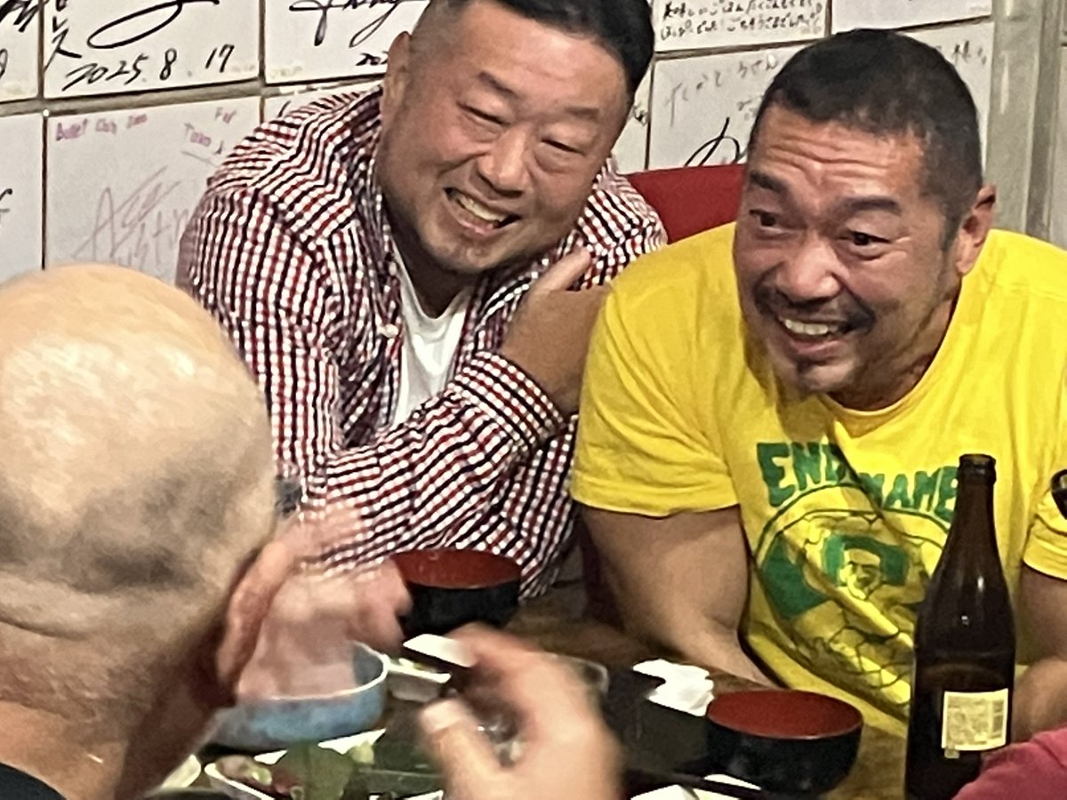 crDZVDEgLPUE5to's tweet photo. 9/27(日)
高岩竜一選手イベント
神イベント！超盛り上がってます！
#プロレス
#プロレスイベント
#高岩竜一 https://t.co/kQr9sYceMd