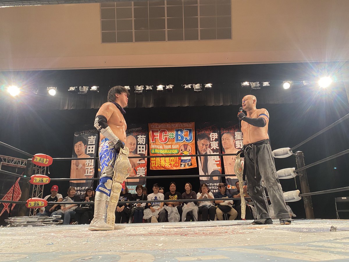 BJWOfficial's tweet photo. ＼📣9.27名古屋大会試合結果／

🩸メインイベント　蛍光灯タッグデスマッチ
30分1本勝負
【ソウルクロウズ】杉浦透 菊田一美⭕️🆚伊東竜二❌ 山下りな
12分32秒 クーロンズゲート→片エビ固め

🔥大日本プロレス次回興行は10/10(土)弘前大会
https://t.co/4TS6FuHlAZ

#bjw #pw_freedoms https://t.co/xe2i07Aq1Y