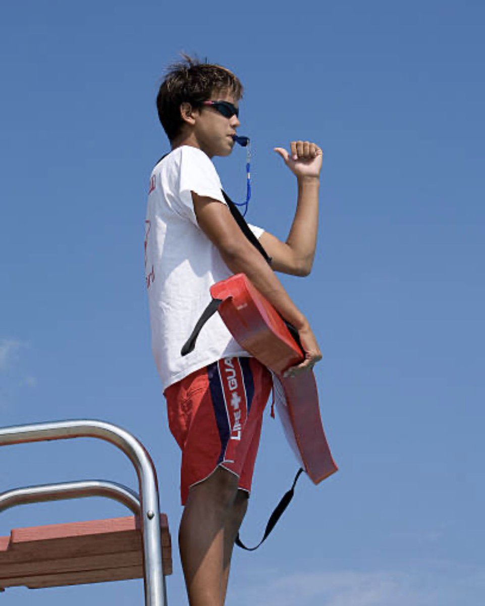 RedpillPat13147's tweet photo. @RedWavePress CNN ..OUT OF THE POOL!!! NO PLANE RIDE FOR YOU!! https://t.co/yvUHZkzQPi
