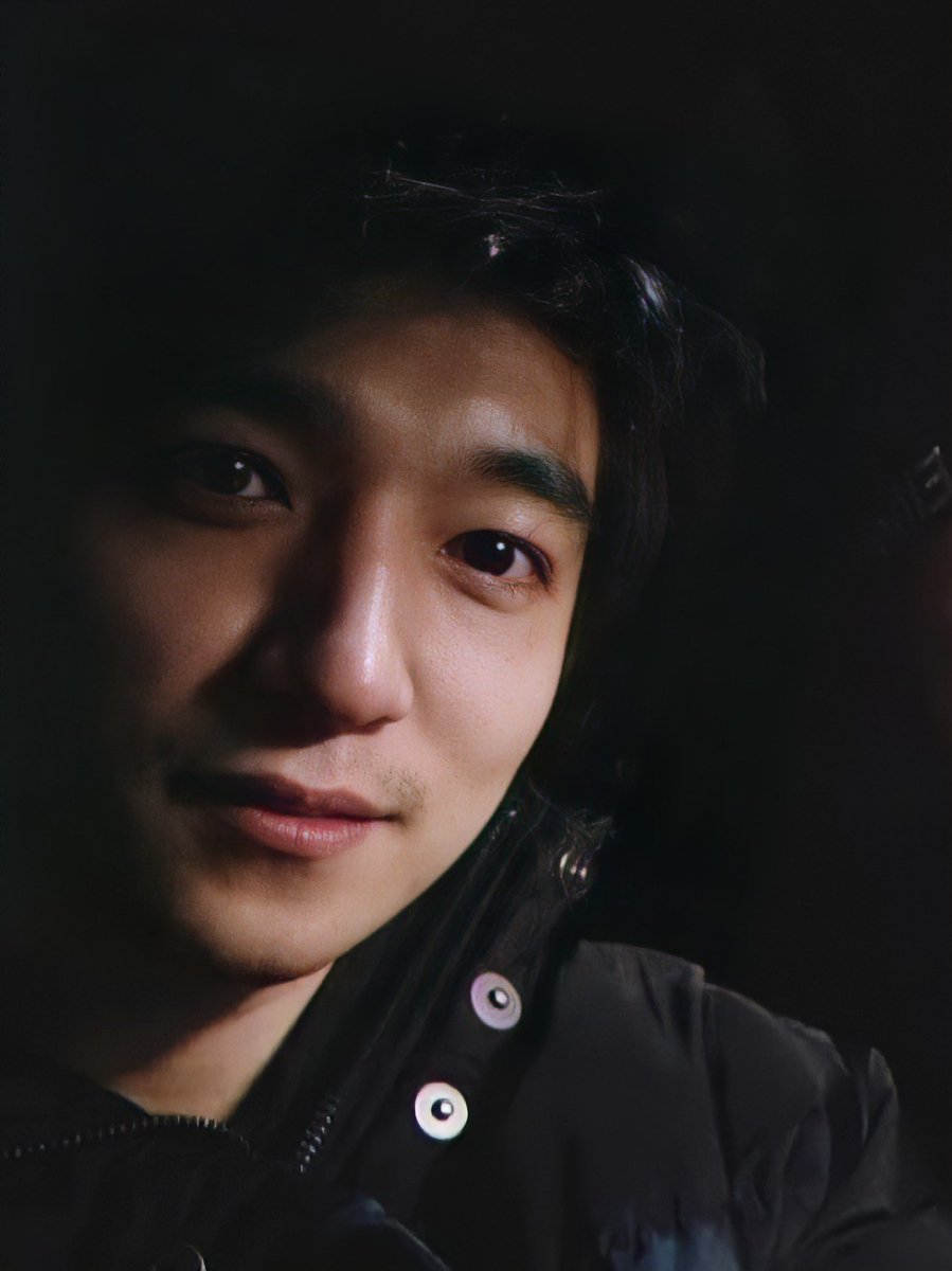 notyourwinda's tweet photo. Sungjin kumis tipis + bareface (face card never lie) 🤤🫠 https://t.co/GGsQdok2pB