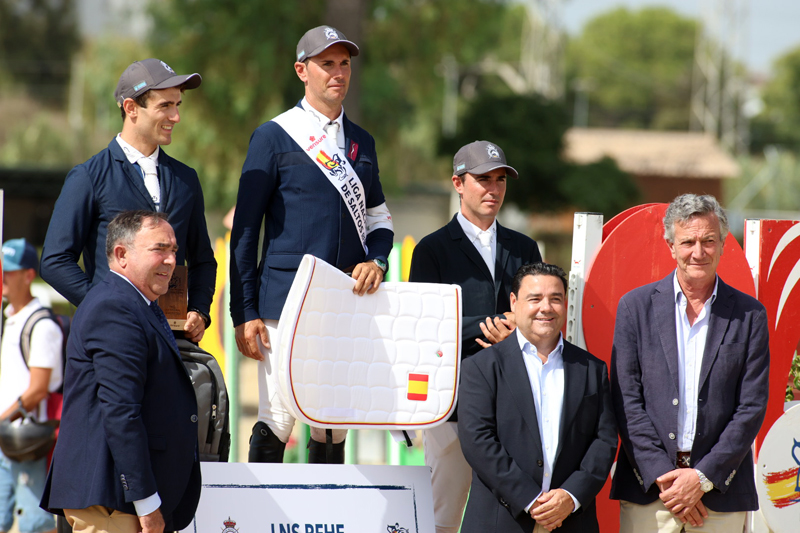 OcioCaballo's tweet photo. Kevin González de Zárate lidera el pleno vasco en la Liga Nacional Plata 2026 🇪🇸

✏️ NOTICIA COMPLETA: https://t.co/ZMupHVY0rh https://t.co/rRPEwpxGV7