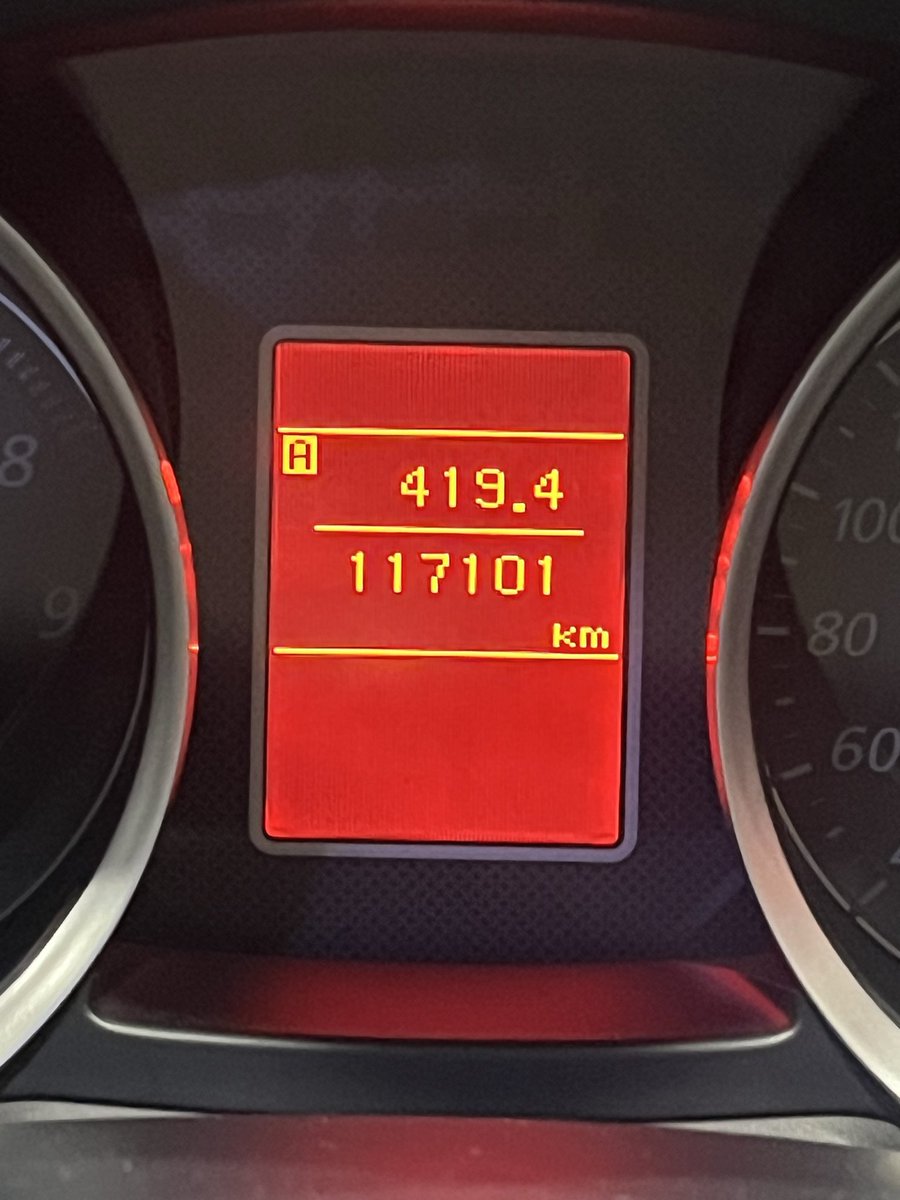 HonkyKa's tweet photo. 志賀オフ後初給油。
走行距離419.4KM
給油量34.5L
燃費12.16KM/L
意外とエコカーなのね(笑)

#志賀オフ https://t.co/9HkVPBDHcP