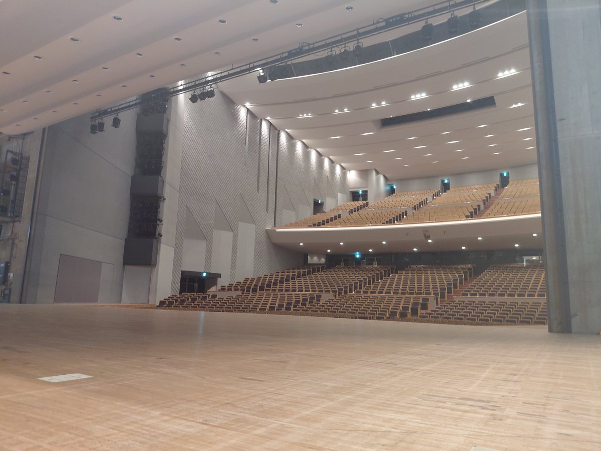 Aomori_CA's tweet photo. 🎶第78回全日本合唱コンクール東北支部大会の全日程が終了しました🎶

ご来場くださった皆さま、出演者の皆さま、審査員の先生方、スタッフの皆さま、ありがとうございました！

来年は9月24日〜26日、あきた芸術��場 ミルハスにて開催されます👹🌾

 #東北合唱78 → ᯓ🏃🏻‍♀️‍➡️ → #東北合唱79 https://t.co/7ABZ8uH39q