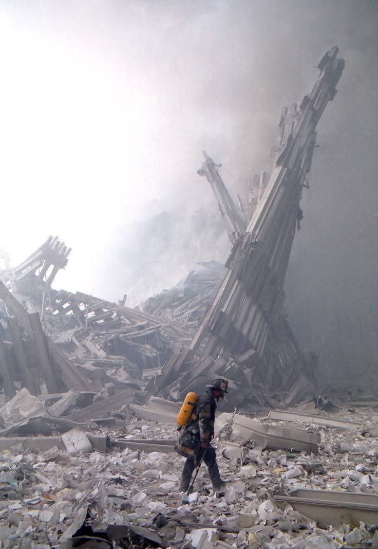 Daytobehappy's tweet photo. Today is September 27th and New York City has forgotten 9/11 but we never will! https://t.co/rLDqJrPOc2