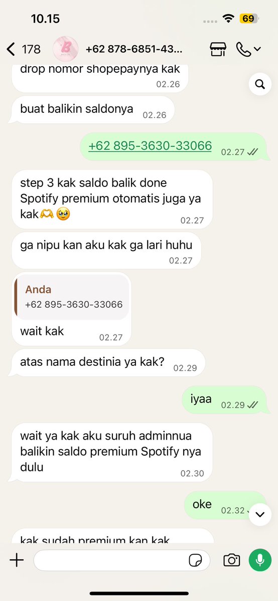 stroberyyyy's tweet photo. ⚠️GUYSS HATI HATII NI PENIPU APK PREM!
udah bayar 20k utk prem spoti sebulan, pas ud bayar dia kasi tutor buat premiumin sendiri lewat shopee n bayar lwt cc dia, trs ktnya cc nya limit. trs disuruh2 ss tampilan selanjutnya dll.

akun:  https://t.co/nNhRcXStm2

#zonauang #penipu https://t.co/78DCnt9GZb