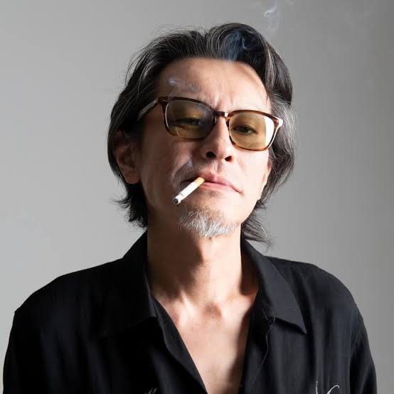foreverpunx69's tweet photo. 男性が思う男前と、女性が思う男前の違いってこういうこと？

左のチバさんが男性。右のhydeさんが女性だとなんとなく思ってます。みなさんどう思います？あと他の人とかいたら教えてください！ https://t.co/mFsQuM4EcB