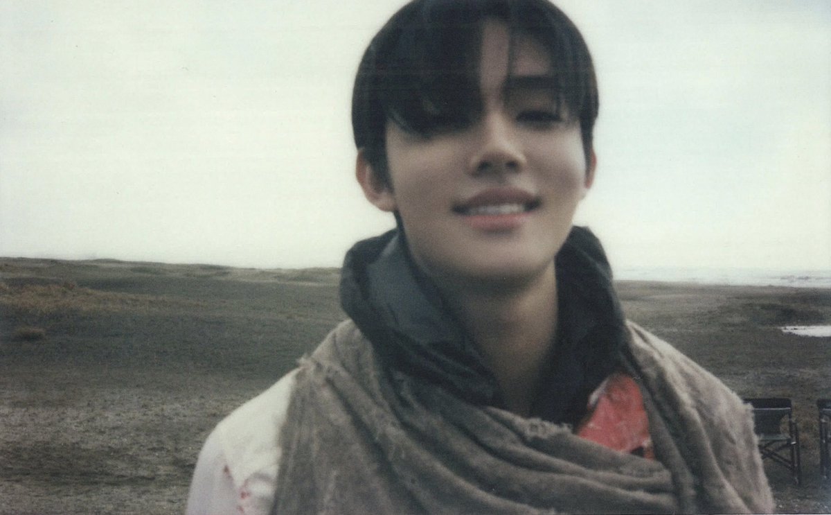 eomseaniee's tweet photo. pretty boy ♡🏜️ #성현 https://t.co/EQWsFDH8dv
