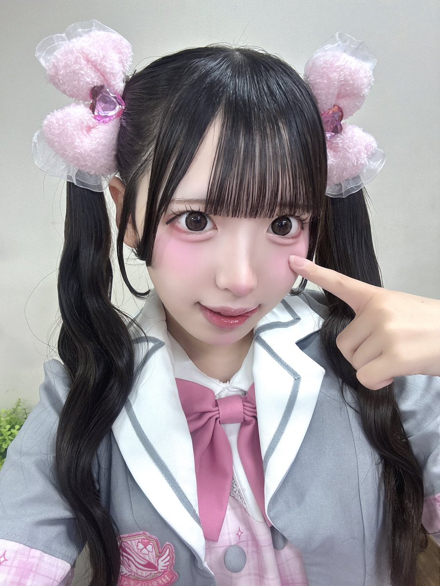 meme_heroines's tweet photo. 私は君しか見てないのに♥ https://t.co/ME15h7wKPX
