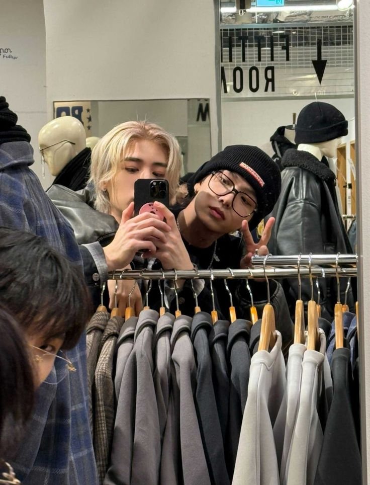 LeehanPocha's tweet photo. @JaehyunPocha Bercanda abng. Pilih https://t.co/cLHaE92AAP