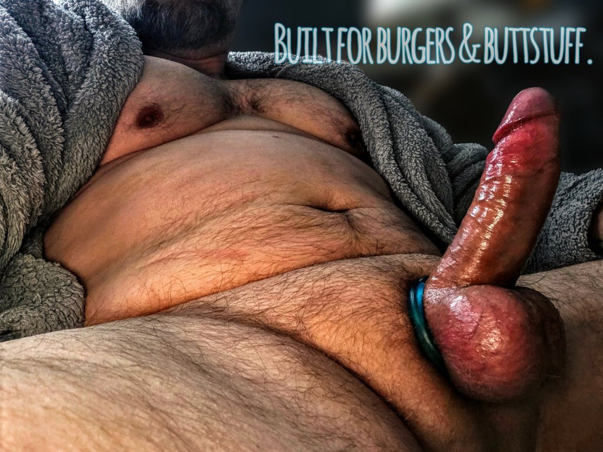 newfiemunky's tweet photo. Built for
Burgers &amp;
Buttstuff https://t.co/RH6KwIwkMM
