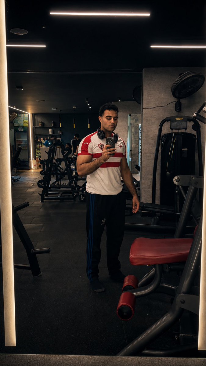 Al_wakil13's tweet photo. أنا بحب اليوم دا وطلع ان لسه بحب الزمالك https://t.co/TZN4EJqoAX