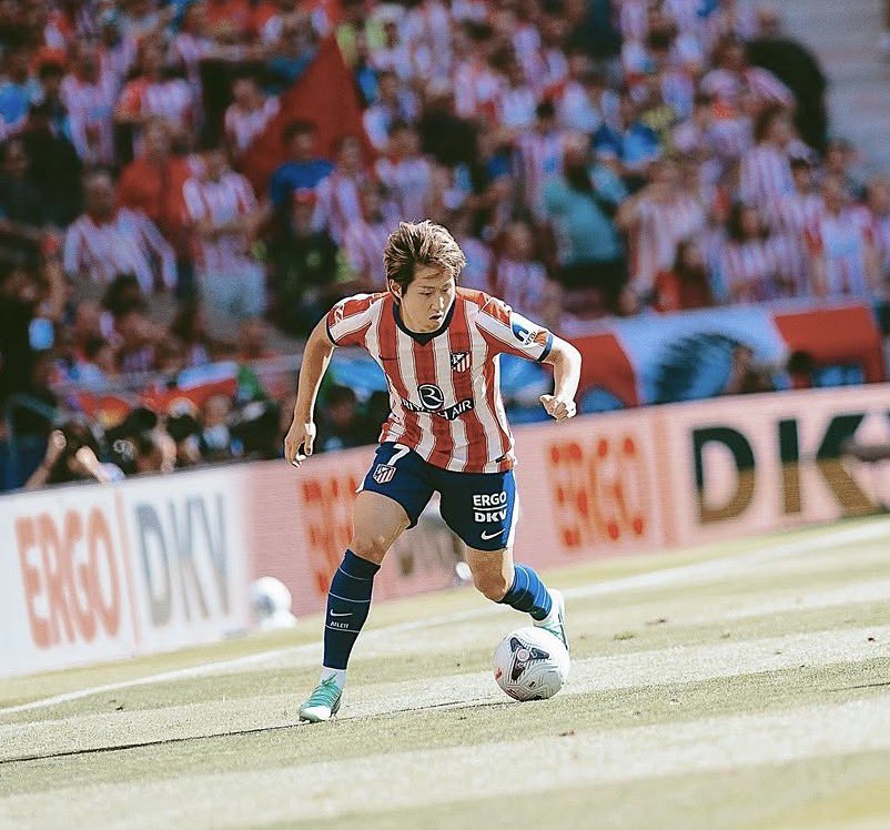KNTFootball's tweet photo. Coach Moreno said earlier today that he planned to play Kang-in in the positions he played at #atleti. ❤️🤍

This means we could possibly see Kang-in and Son Heung-min play up top together in the 4-4-2 for the first time. 🤯🫡🇰🇷

#이강인 #손흥민 https://t.co/klD7Rdgj2E