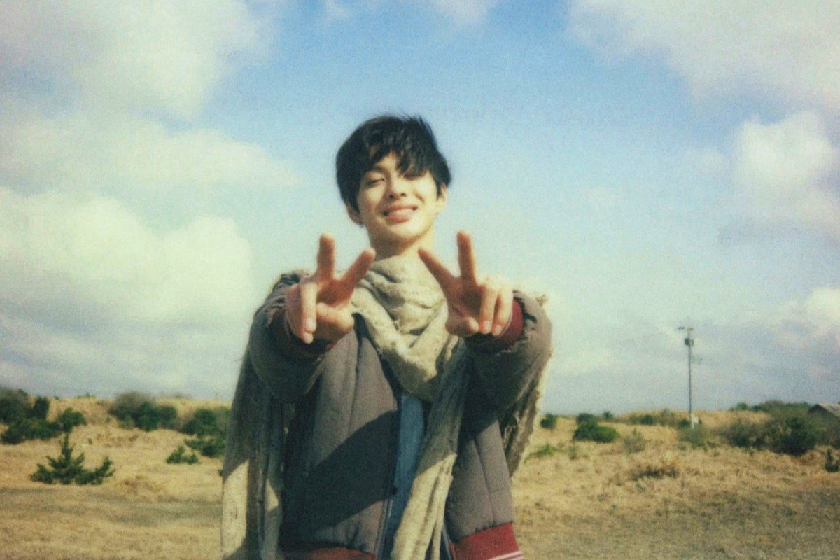 keonhoguide's tweet photo. #KEONHO #건호 ; ACAI MV 비하인드 1 📸 https://t.co/9nfn7iAMCx