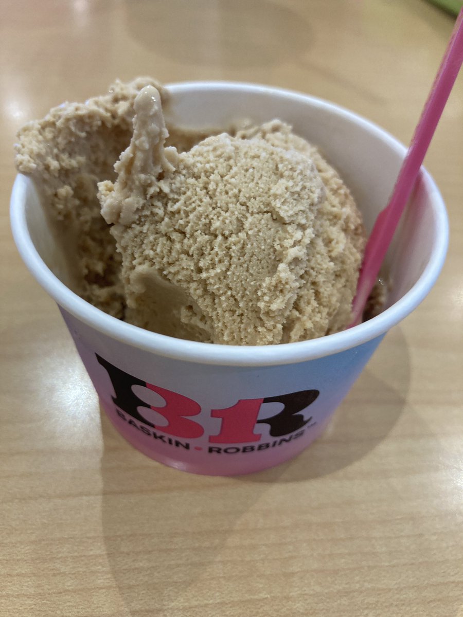 RanRinRen's tweet photo. ジャモカコーヒーが一番美味いよね結局。異論は絶対認めない。 https://t.co/R0i6J8hVaJ