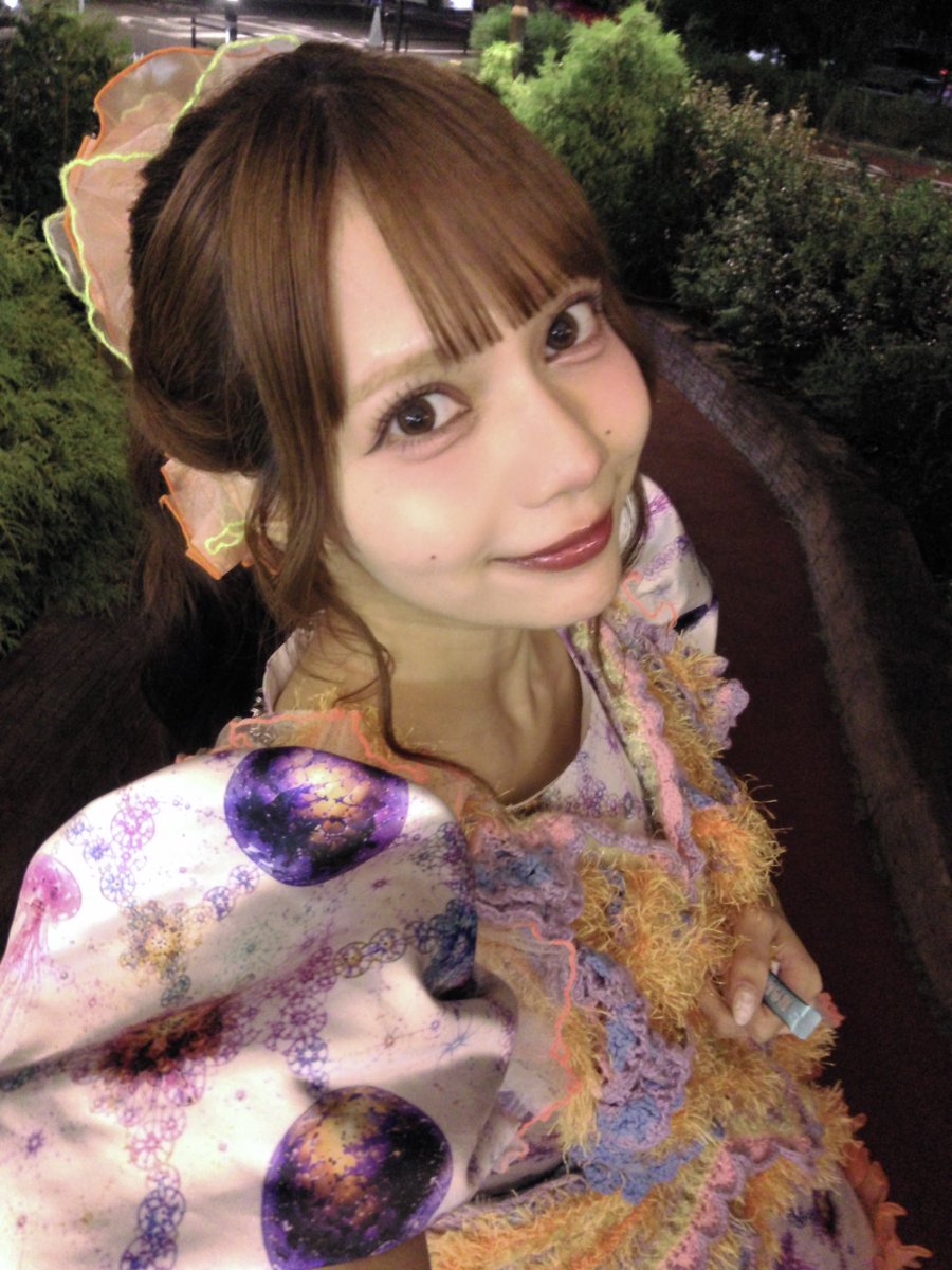 natsu_ct0317's tweet photo. リリイベありがとうございました〜🧡
珍しポニテ🐴 https://t.co/qQIPQ4jvy8