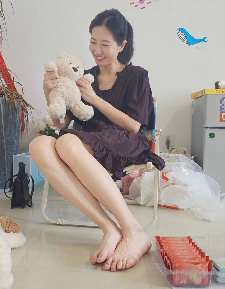 JonathanHihwac's tweet photo. 之前的号被老公看到了，当他面注销删除X了，不过最近他又出差去了，我又偷偷下载回来了，X已成习惯需要这里来释放，想我了吗 https://t.co/V0mkr1n2z4