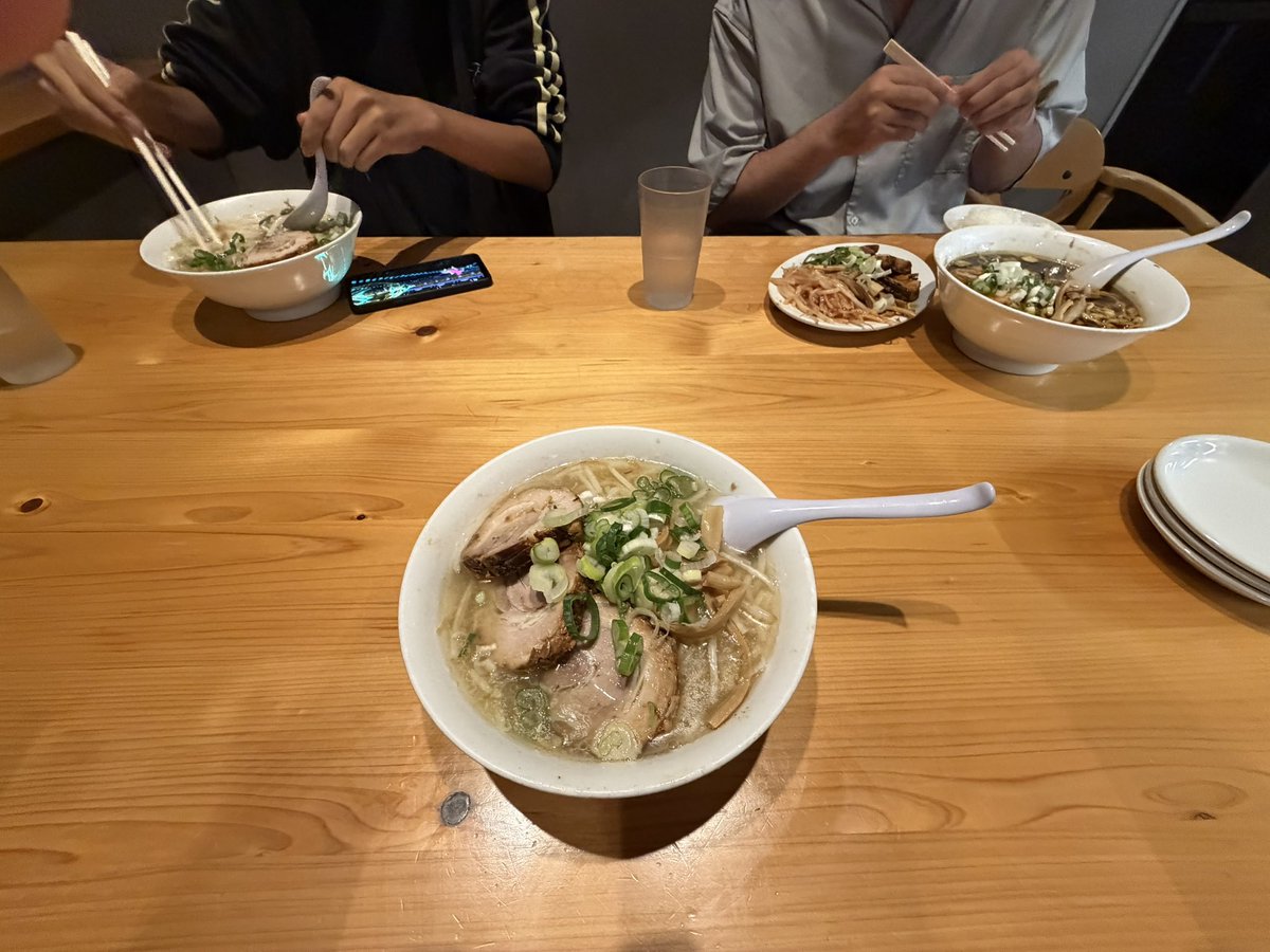 kgitun's tweet photo. 最後にラーメン！美味(*´༥` *)
まじで感謝 https://t.co/Zf3gJAqJb8