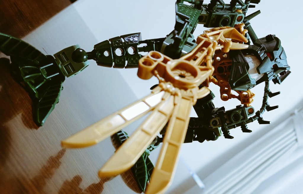 Noacier598's tweet photo. 三刃鋏！回転ブレード！
巨大鉤爪！三又槍！
#このツイートを見た人は武器ならなんでもいいから好きな武器晒しなさい https://t.co/XWwlc4tFkJ