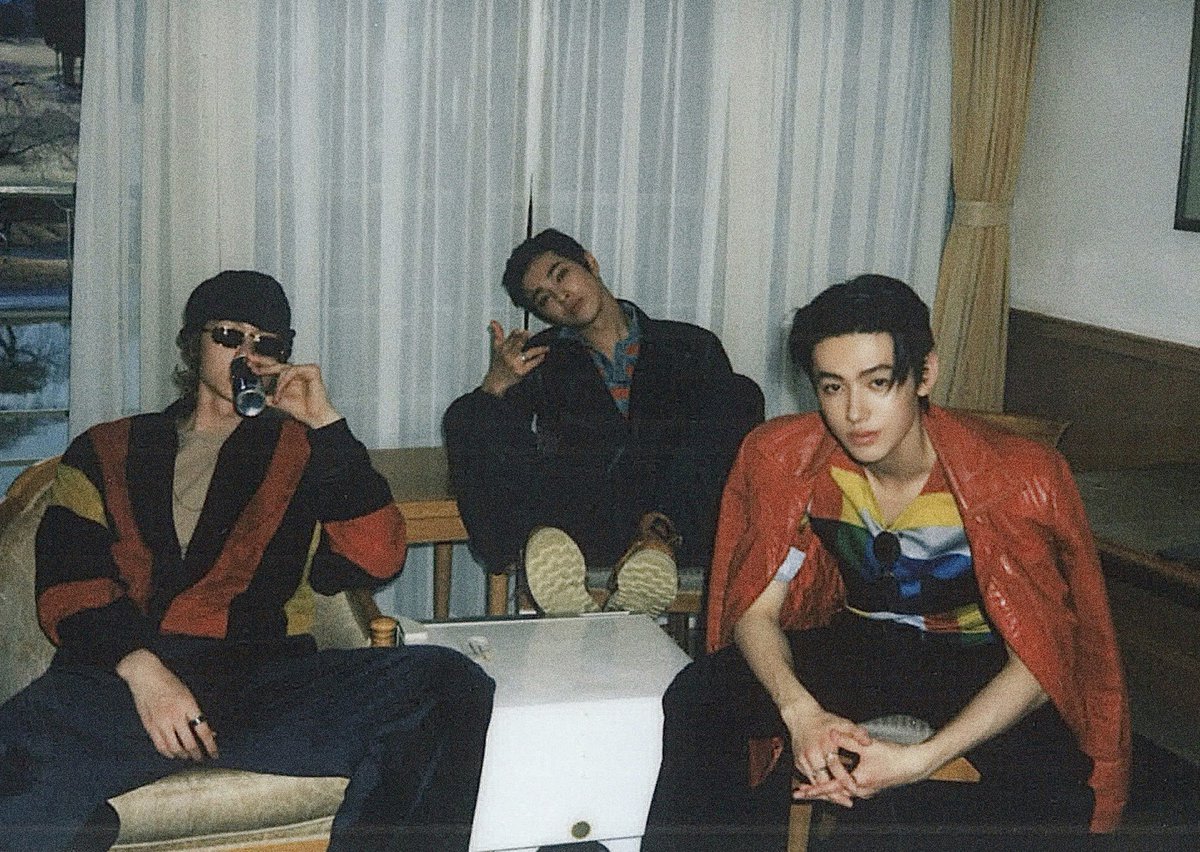 cortis_zip's tweet photo. THE AURA OF PACK UP MY TRIO IN THESE PICS???? https://t.co/zUzgufclOl