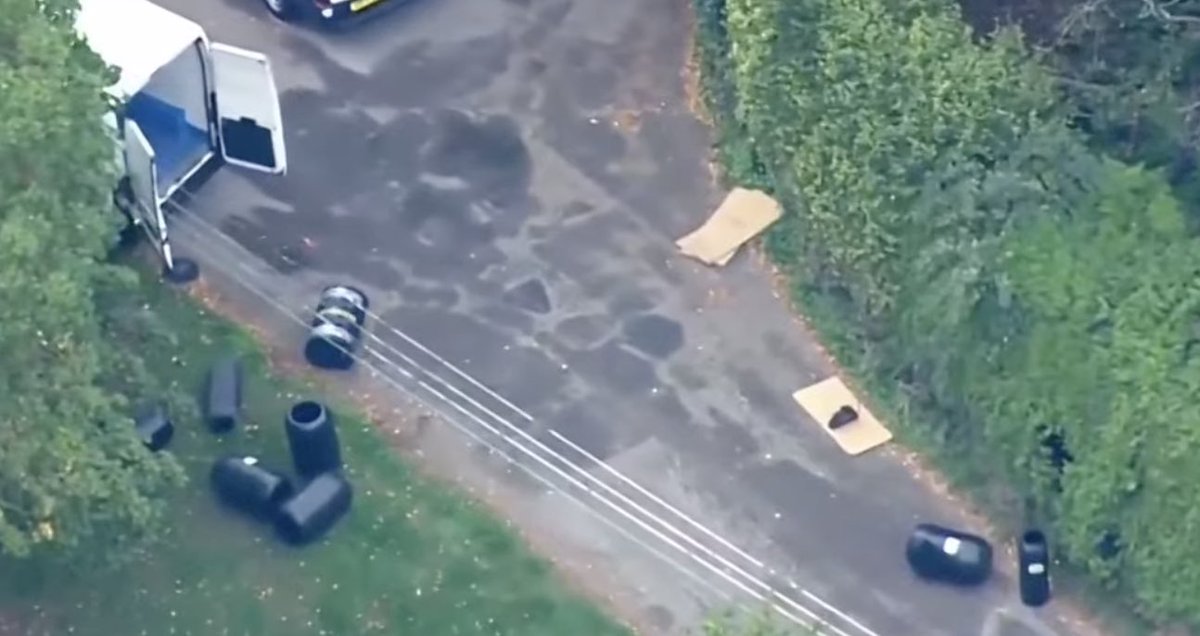FaytuksNetwork's tweet photo. BREAKING: Several men have been arrested on suspicion of explosives offences near RAF Fairford, the UK base used by US bombers in the Iran war. https://t.co/fda8VfkeFo