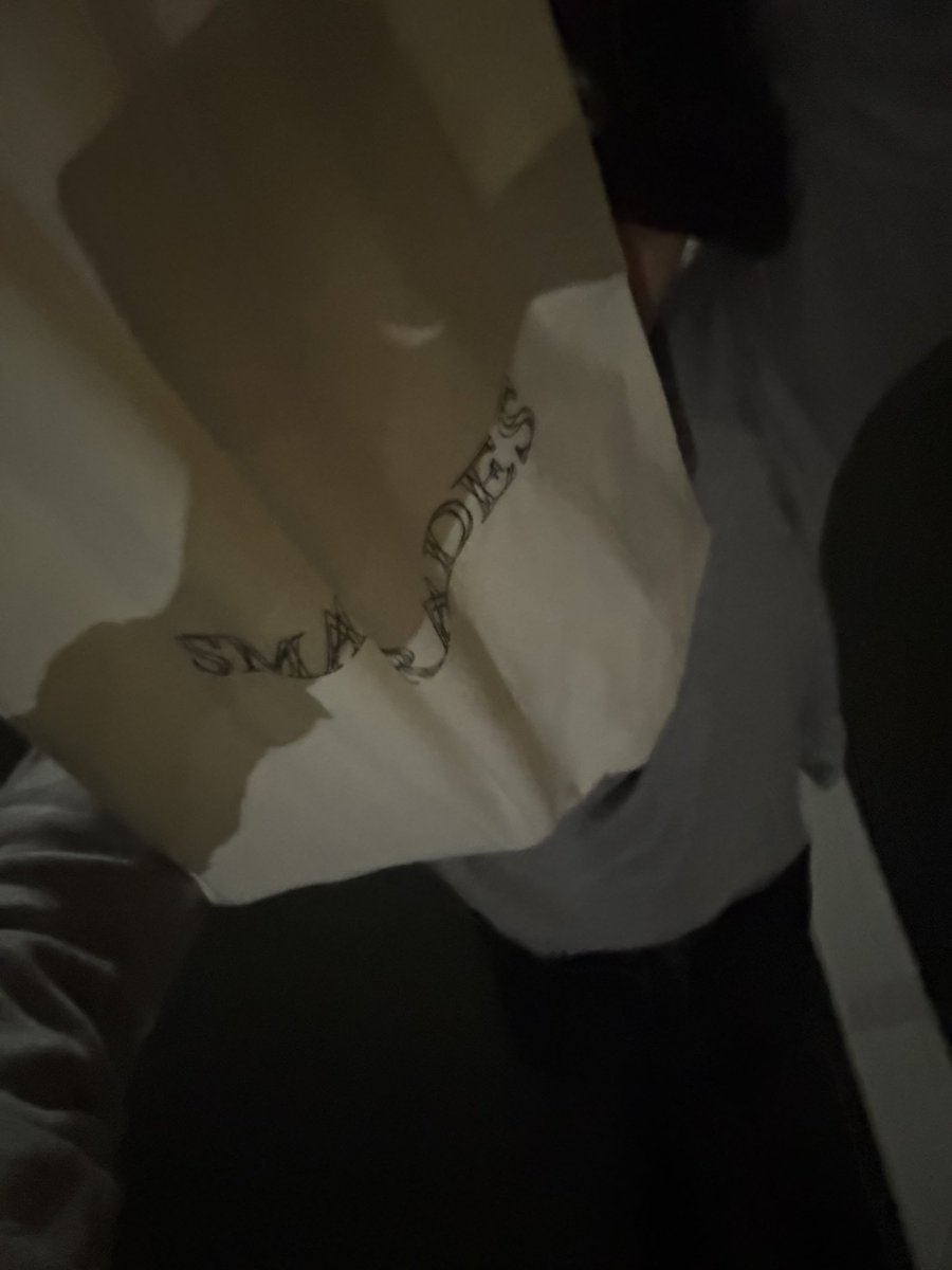 yy__7725's tweet photo. ふらっと出かけるときのシンヤコヅカのショッパー https://t.co/J1gAOX9lxV