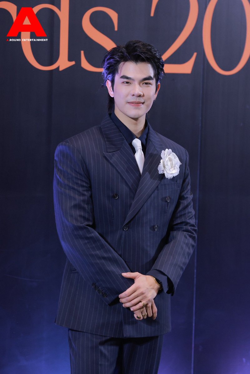 around_ent's tweet photo. “มาย ภาคภูมิ” ร่วมเดิน Black Carpet ในงานประกาศรางวัลแห่งปี “FEED X KHAOSOD AWARDS 2026” 

#FEEDxKHAOSODAwards2026
#FeedxKhaosodAwardsxShine #MilePhakphum https://t.co/tkOPqrU99o
