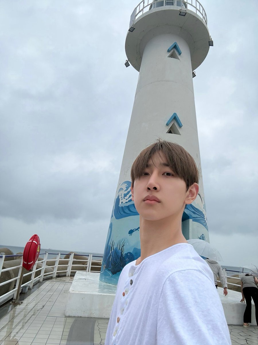 chshn_'s tweet photo. 각도가 증말 ㅋㅋ https://t.co/f8ingIRwYl