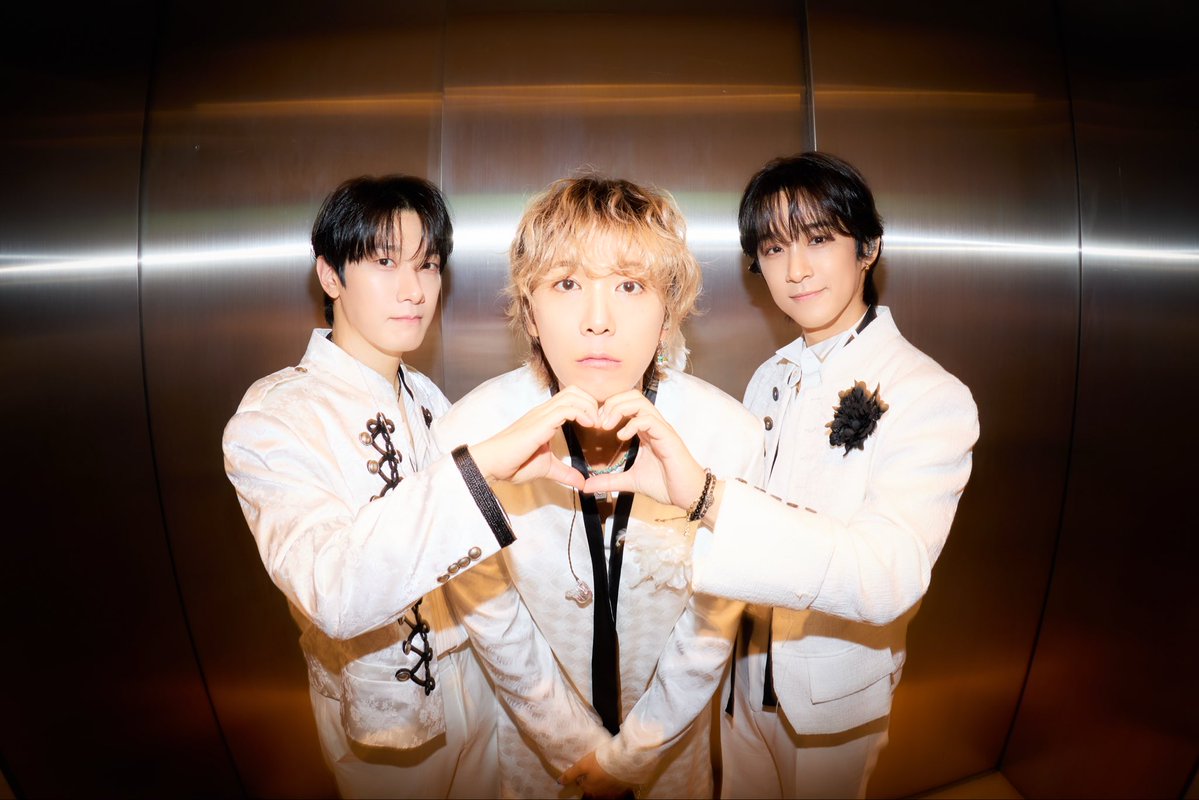 ftisland_japan's tweet photo. ＼2026 FTISLAND TOUR 0 — XIX — III 'FaTe' in JAPAN／
東京公演2日目、そして全公演終了‼︎⏰

最終公演まで一緒に駆け抜けてくれた #Primadonna のみんな、本当にありがとう‼︎
みんなのおかげで最高のツアーになりました♠️

止まらずに走り続けるのでいつでも遊びに来てください🔥
#FaTe TOUR お疲れ様でした!!

#FTISLAND