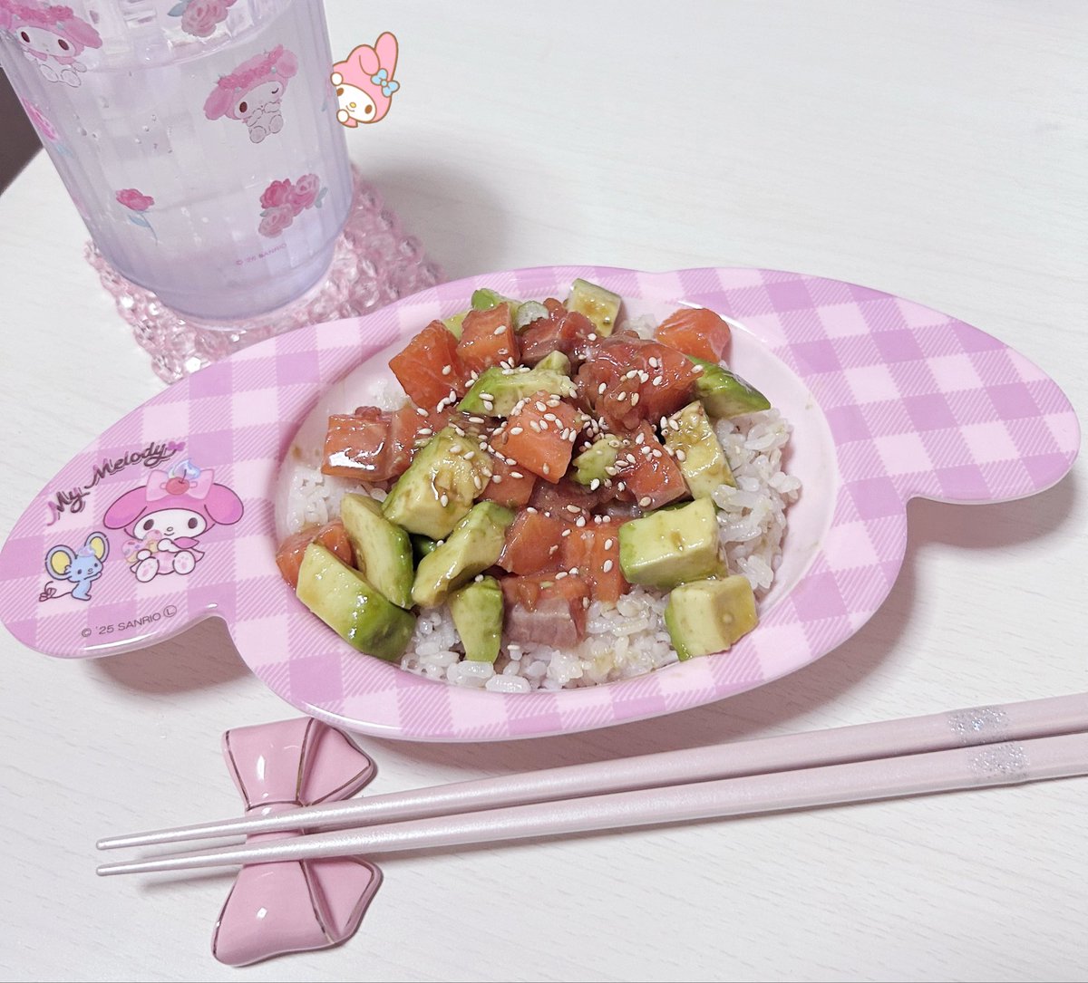 mashirohb's tweet photo. サーモンのポキ丼🍣 https://t.co/S3ozwH8gyu
