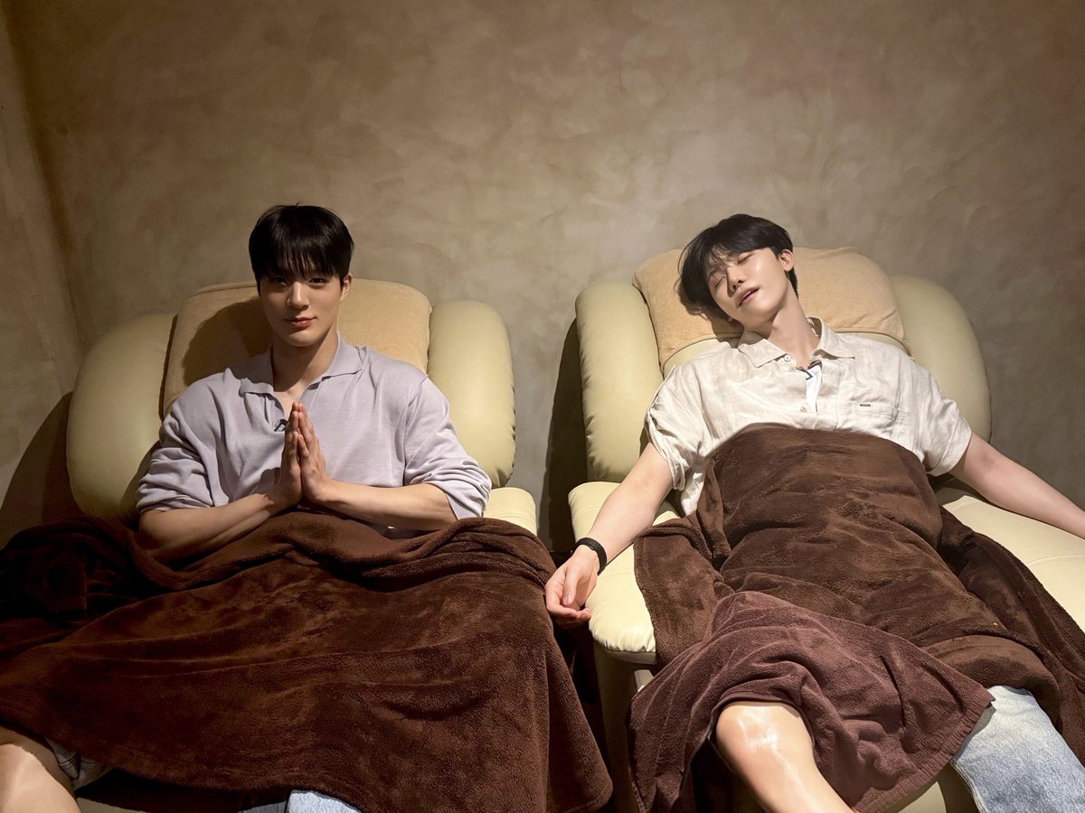 NCTsmtown_DREAM's tweet photo. in BANGKOK 🥃⋆.˚

EVERYTHING, ALL AT ONCE, NEO
https://t.co/P07aN7TtQl

#NCTDREAM #JENO #JAEMIN
#DREAMxDREAM #드림바이드림
#NCT_10TH_ANNIVERSARY https://t.co/LHtnkuQB9x
